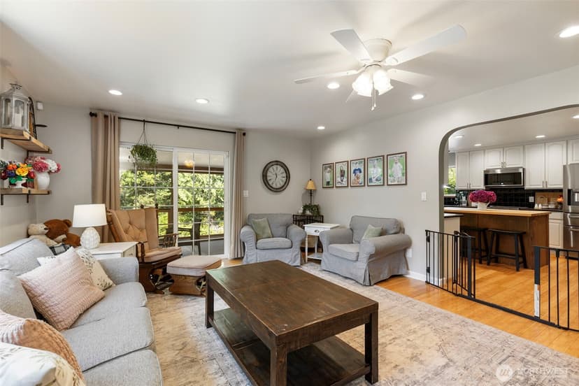 Property photo for 8843 Clearwater Lane SE, Port Orchard photo 9