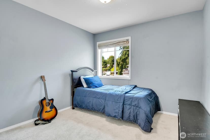 Property photo for 2924 101st Place SE, Everett photo 21