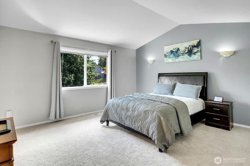 Property photo for 2924 101st Place SE, Everett photo 17