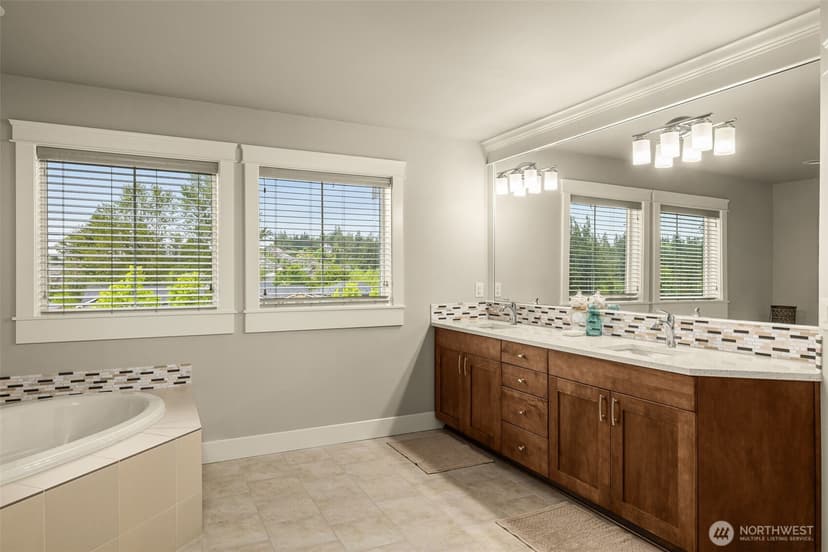 Property photo for 22997 SE 52nd Street, Issaquah photo 26
