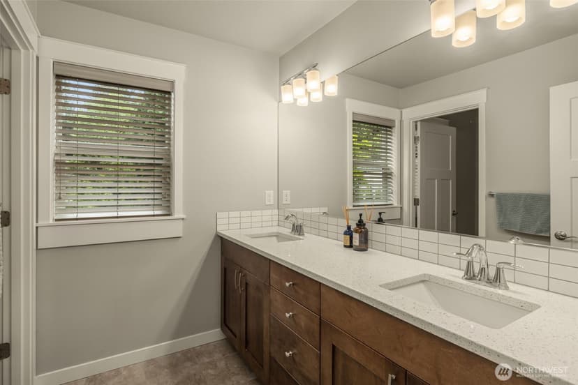 Property photo for 22997 SE 52nd Street, Issaquah photo 30