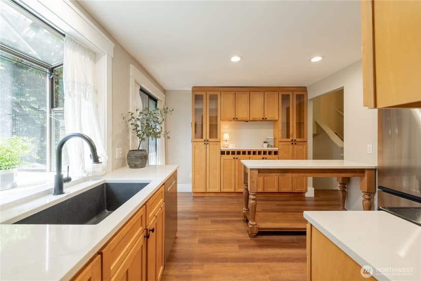 Property photo for 8005 120TH Street, Kirkland photo 8