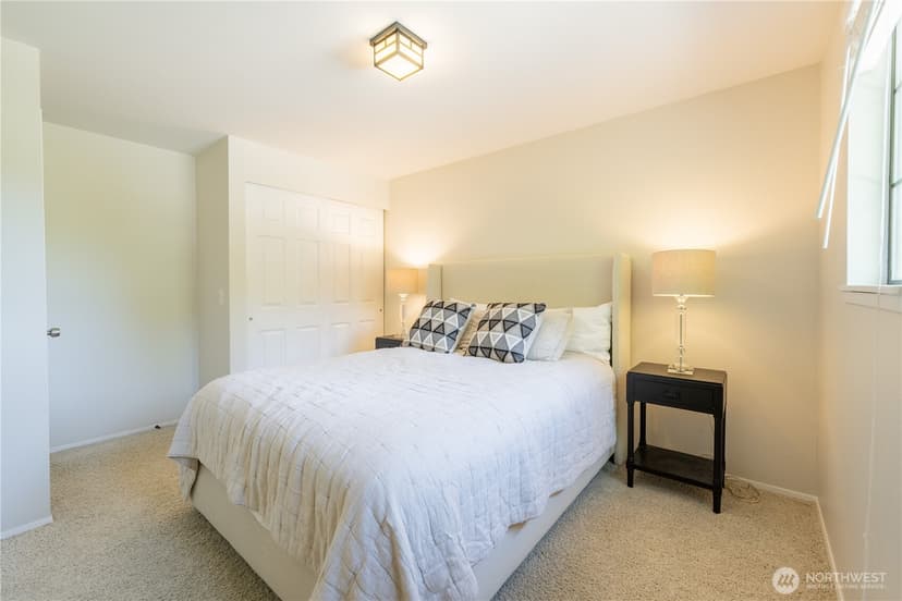 Property photo for 8005 120TH Street, Kirkland photo 23