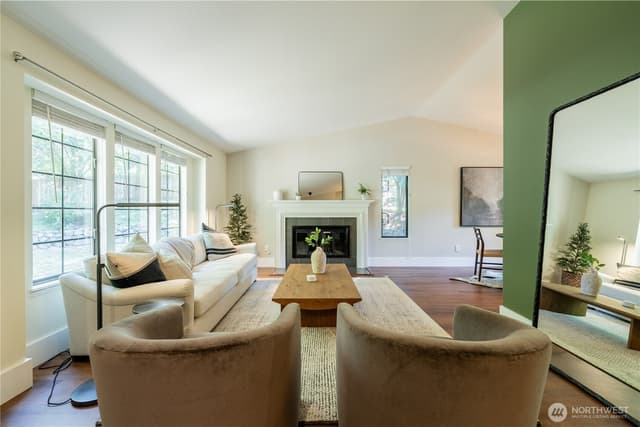 Property photo for 8005 120TH Street, Kirkland photo 5