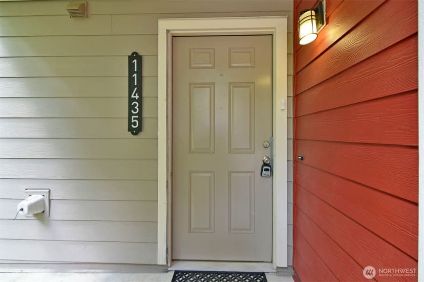 Property photo for 11435 105th Court NE, Kirkland photo 20