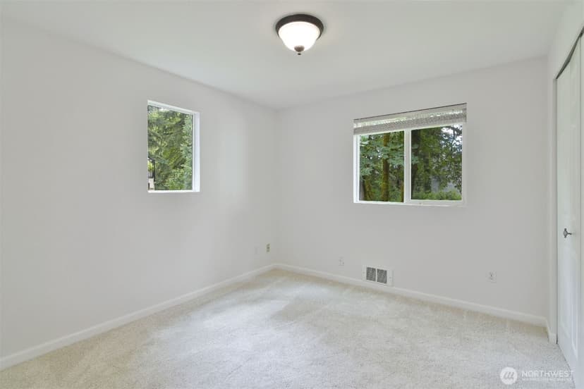 Property photo for 11435 105th Court NE, Kirkland photo 17