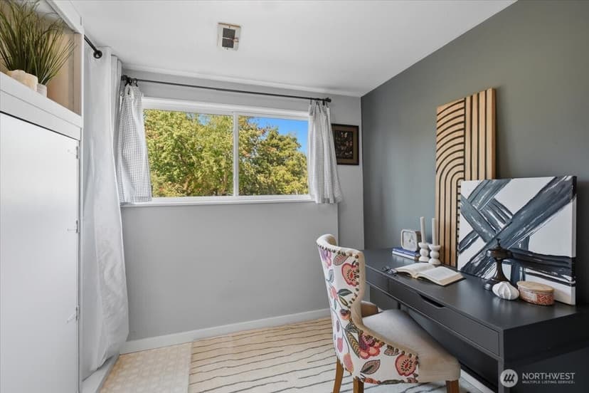 Property photo for 10236 11th Avenue SW, Seattle photo 21