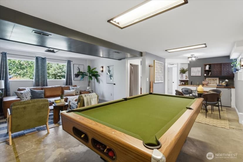 Property photo for 10236 11th Avenue SW, Seattle photo 30