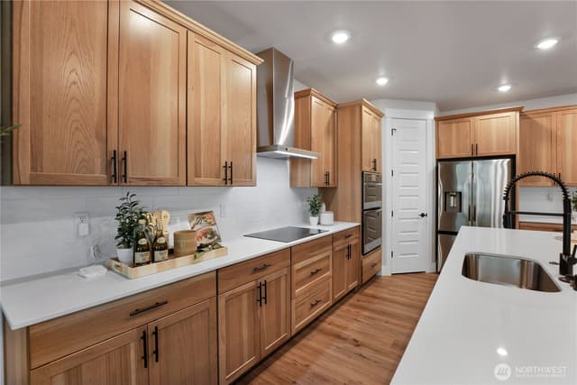 Property photo for 32150 Grand Avenue SE, Black Diamond photo 5