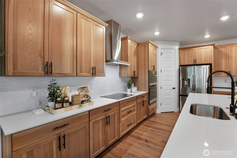Property photo for 32150 Grand Avenue SE, Black Diamond photo 5