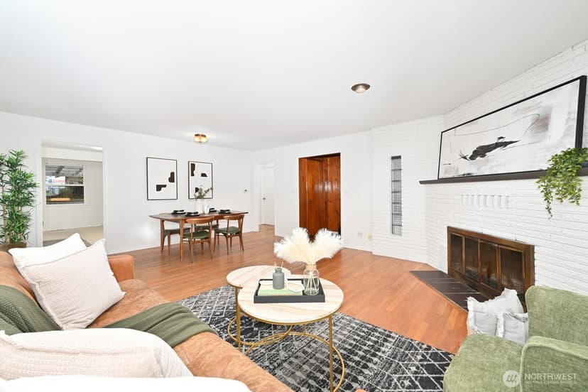 Property photo for 10625 17th Avenue SW, Seattle photo 5