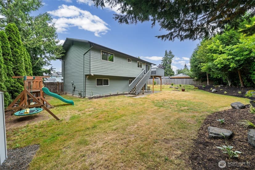 Property photo for 13402 60th Drive SE, Everett photo 8