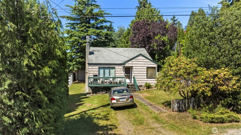 Property photo for 122 NW 103rd Street, Seattle photo 6