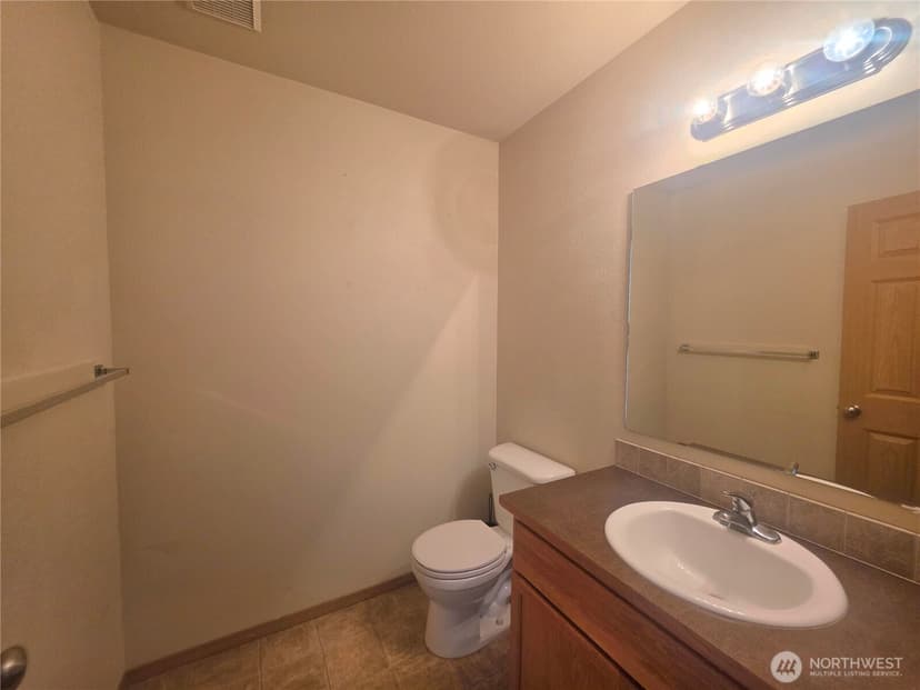 Property photo for 750 118th Street S, Tacoma photo 10