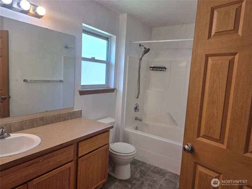 Property photo for 750 118th Street S, Tacoma photo 18