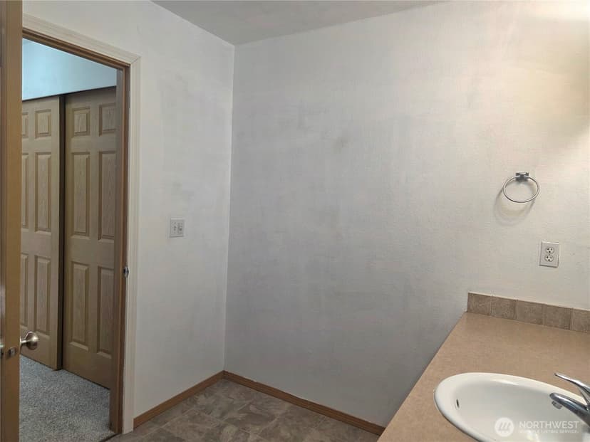 Property photo for 750 118th Street S, Tacoma photo 19