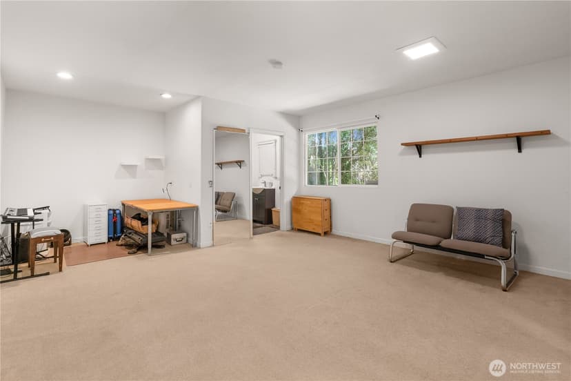 Property photo for 16058 36th Avenue NE, Lake Forest Park photo 32