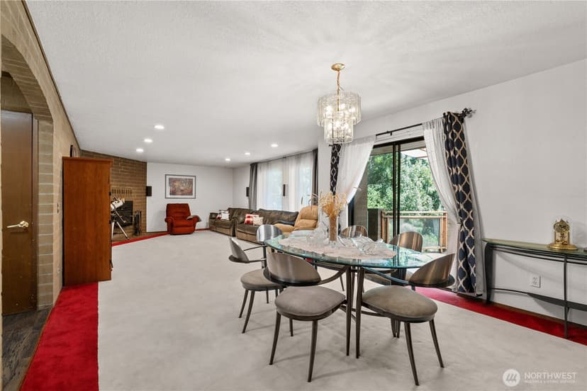 Property photo for 16058 36th Avenue NE, Lake Forest Park photo 7