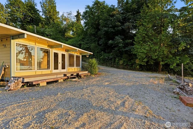 Property photo for 1303 38th Avenue Ct NW, Gig Harbor photo 4