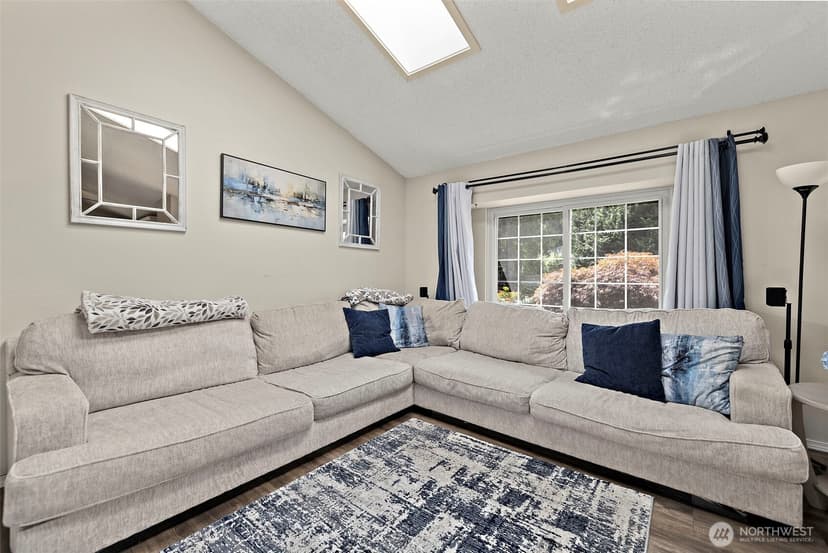 Property photo for 2522 230th Avenue NE, Sammamish photo 15