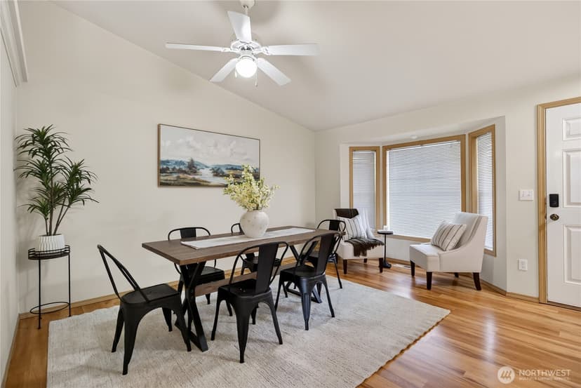 Property photo for 7202 30th Street NE, Marysville photo 5