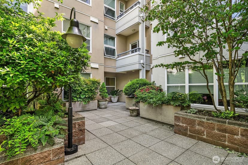 Property photo for 10042 Main Street #206, Bellevue photo 21