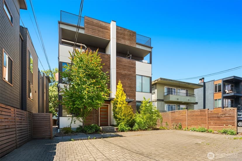 Property photo for 3924 Linden Avenue N #E, Seattle photo 27