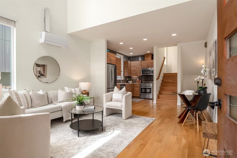 Property photo for 3924 Linden Avenue N #E, Seattle photo 8