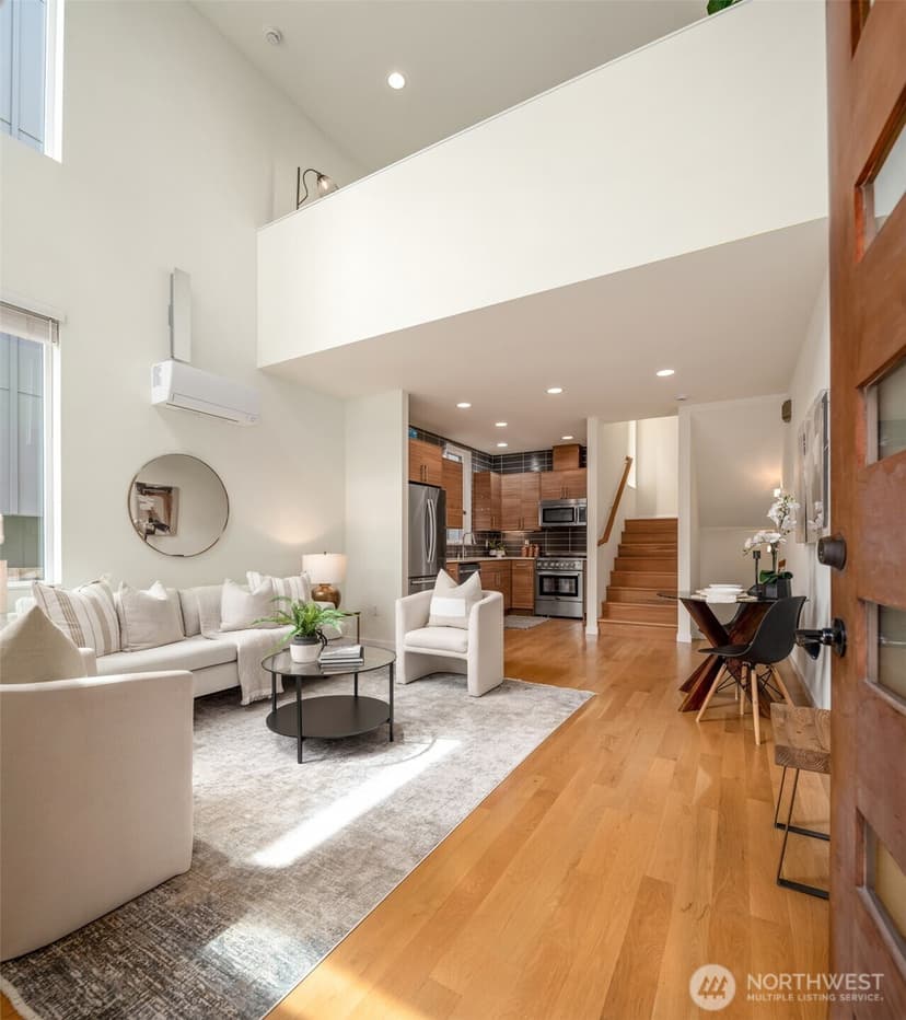 Property photo for 3924 Linden Avenue N #E, Seattle photo 9