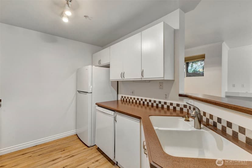 Property photo for 22104 41st Avenue S #101, Kent photo 10