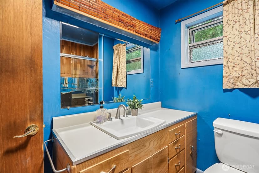 Property photo for 1807 30th Avenue S, Seattle photo 18
