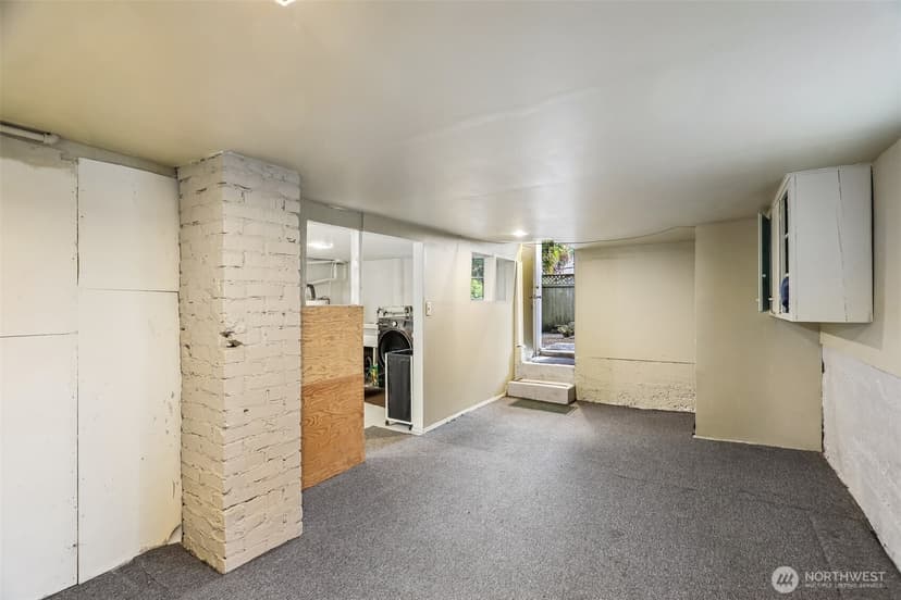 Property photo for 1807 30th Avenue S, Seattle photo 21