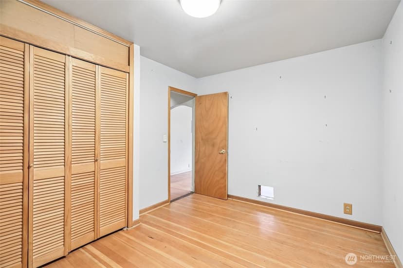 Property photo for 1807 30th Avenue S, Seattle photo 16