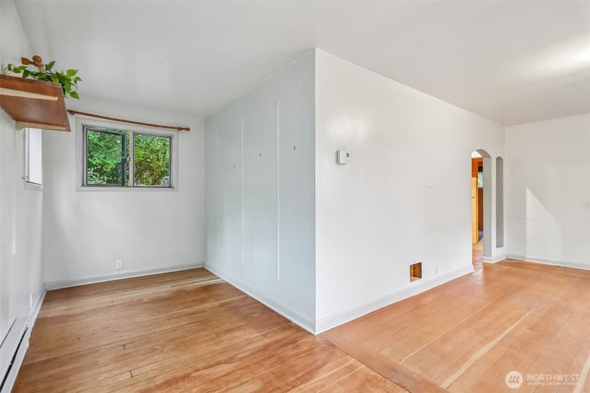Property photo for 1807 30th Avenue S, Seattle photo 9