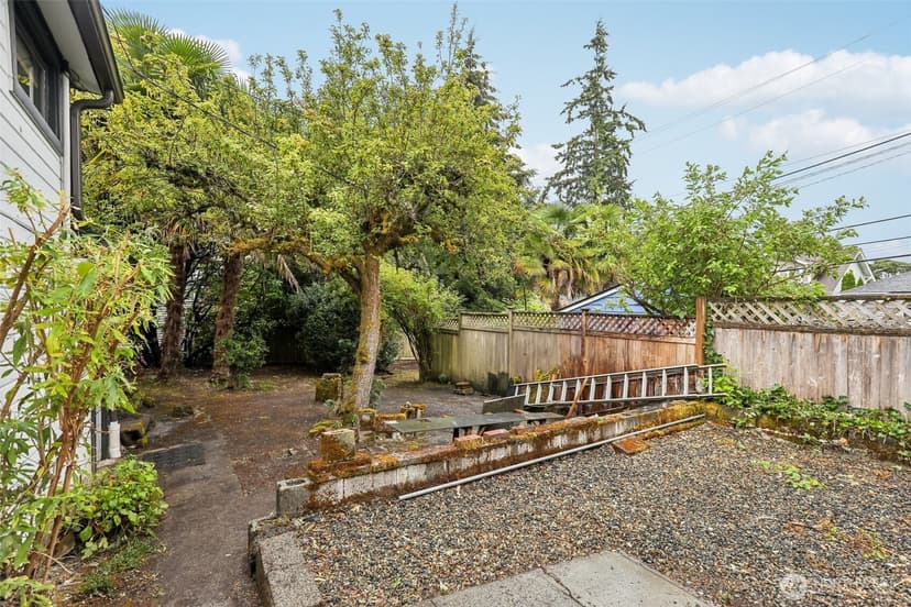 Property photo for 1807 30th Avenue S, Seattle photo 29