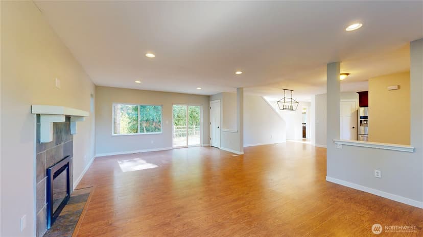 Property photo for 8836 E B Street, Tacoma photo 10