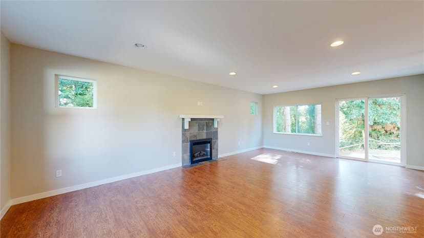 Property photo for 8836 E B Street, Tacoma photo 9
