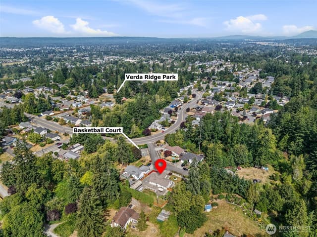 Property photo for 7506 52nd Place NE, Marysville photo 5