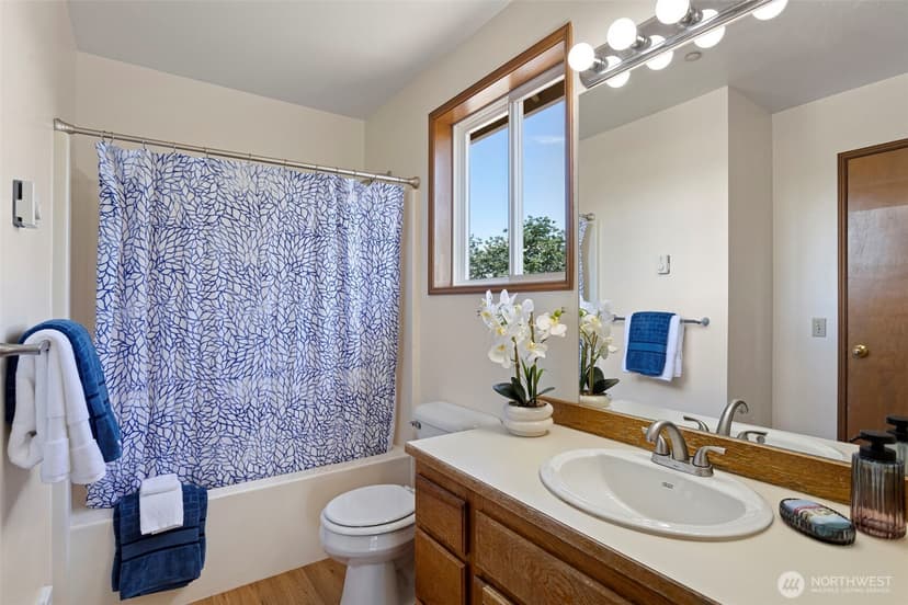 Property photo for 278 Lind Avenue NW, Renton photo 26