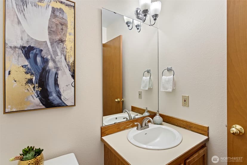 Property photo for 278 Lind Avenue NW, Renton photo 12