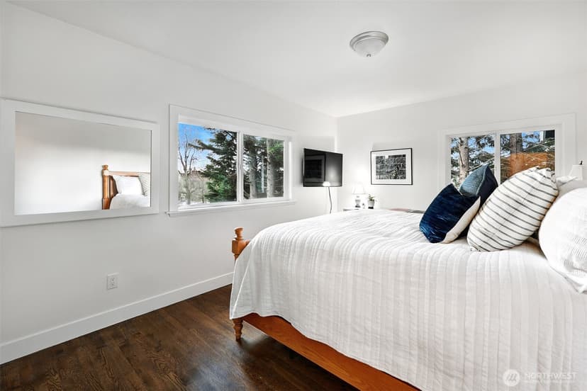 Property photo for 347 29th Avenue, Seattle photo 11