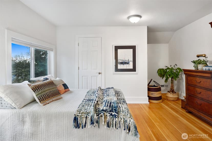 Property photo for 347 29th Avenue, Seattle photo 17
