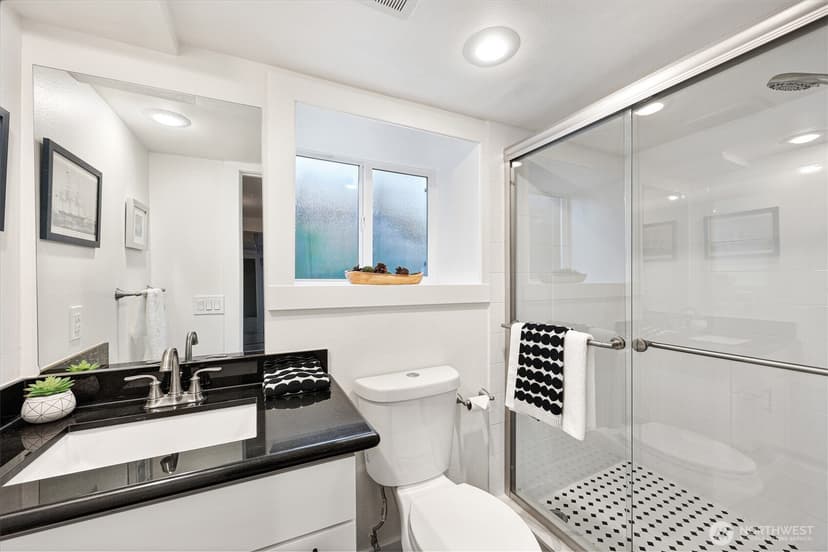 Property photo for 347 29th Avenue, Seattle photo 22