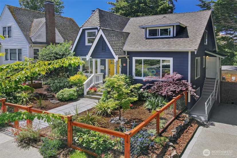 Property photo for 347 29th Avenue, Seattle