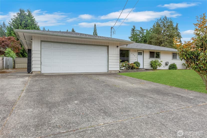 Property photo for 3302 20th Street SE, Auburn photo 2