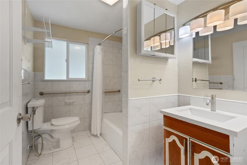 Property photo for 3302 20th Street SE, Auburn photo 14