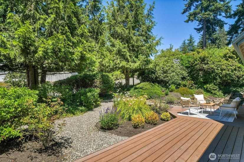 Property photo for 9407 61st Avenue W, Mukilteo photo 11