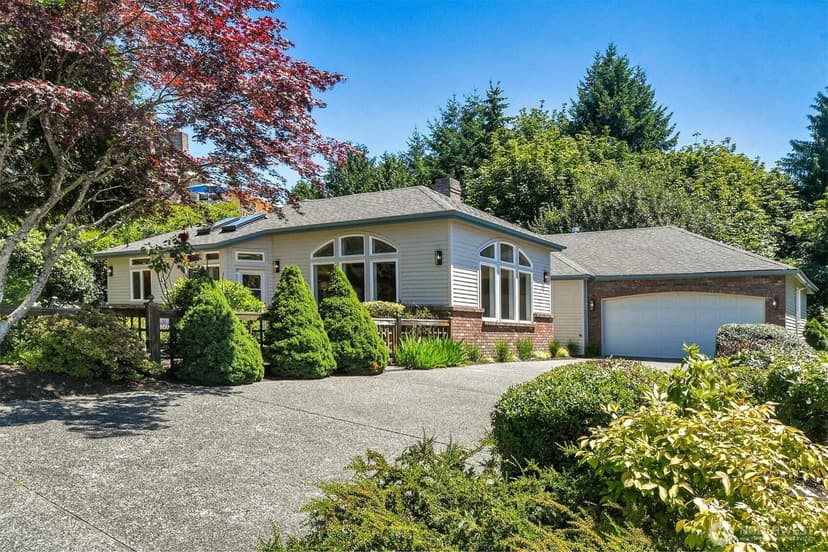 Property photo for 9407 61st Avenue W, Mukilteo photo 3