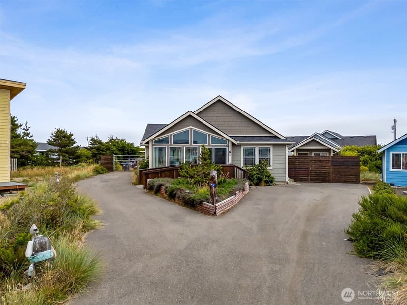 Property photo for 1181 Brookdale Court SW, Ocean Shores photo 27