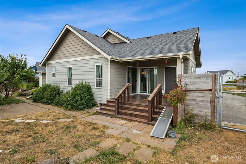 Property photo for 1181 Brookdale Court SW, Ocean Shores photo 25